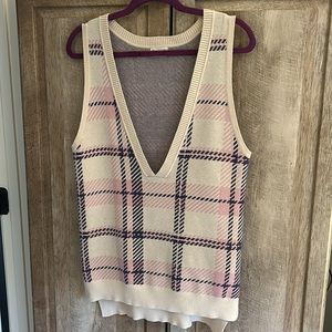 BOGO Juniors So V-neck pink grey plaid sweater vest medium